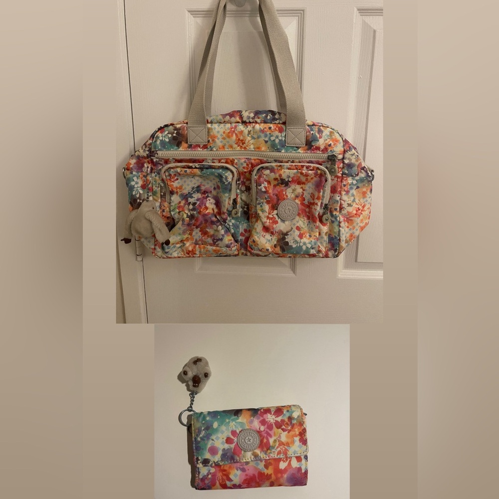 Kipling travel tote and wallet set.